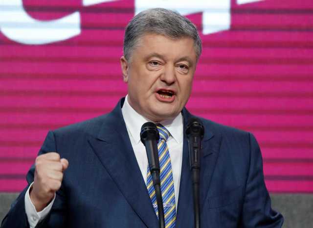 Порошенко привітав українців із Днем Державного прапора