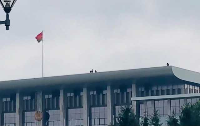 На крыше дворца Независимости в Минске заметили снайперов