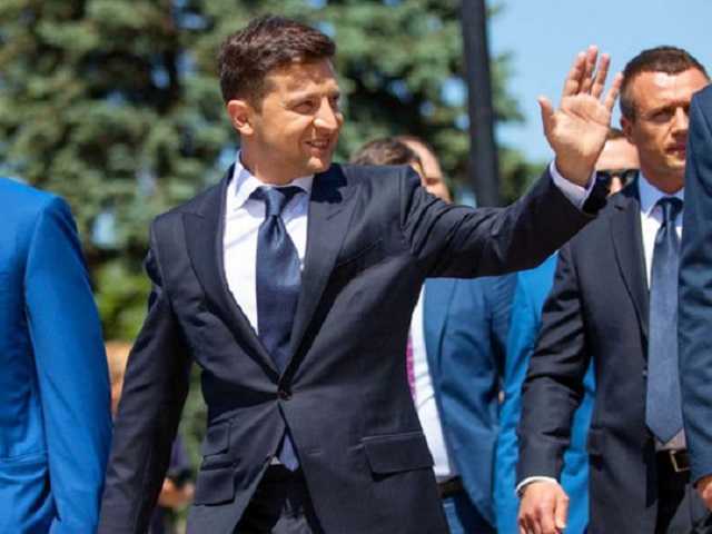 Зеленский присвоил звание Героя Украины поэту Юрию Рыбчинскому