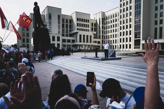 Bloomberg: Москва готовится к падению режима Лукашенко