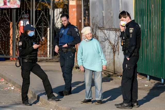 Як поліція застосуває статтю про «Поширювання неправдивих чуток»