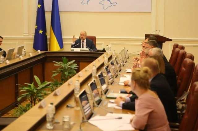 Дипломат и сбушник: Кабмин согласовал кандидатуры глав двух областей