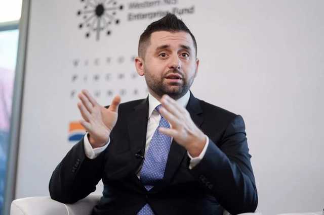 Арахамия заявил о создании в партии "Слуга народа" нового тренда – женщина-мэр