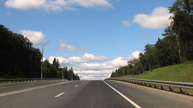 На родине Зеленского курильщик лег посреди дороги, чтобы стрельнуть сигарету