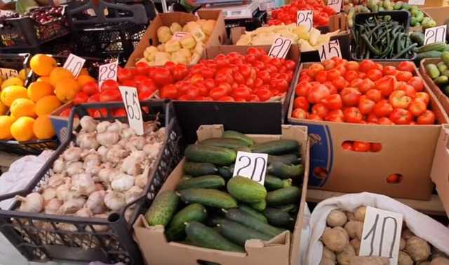 Украинцам показали новые цены на овощи и фрукты