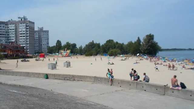 Под Киевом толпа устроила перестрелку из ружей посреди улицы