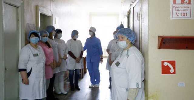 В Украине есть 35 тысяч коек для госпитализации больных коронавирусом