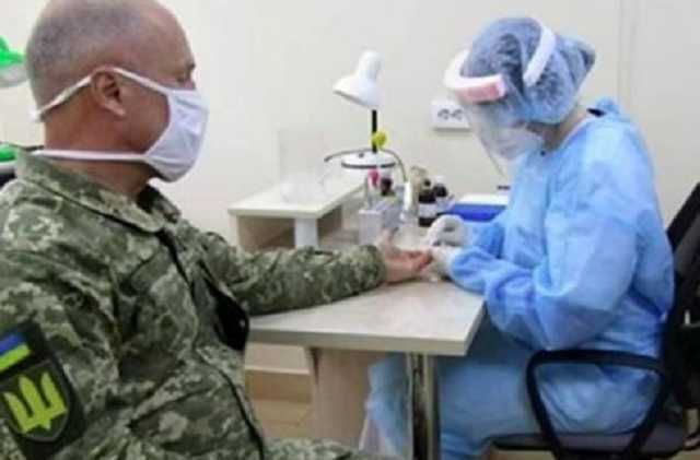 За сутки выявили более 40 новых случаев заболевания коронавирусом среди военных