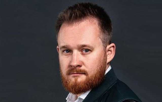 Нардеп от "Слуги народа" во время карантина "отрывался" под Монатика на Ибице