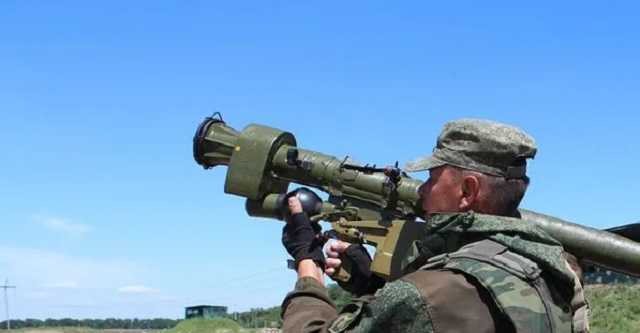 В России при запуске из ПЗРК "Игла" снаряд улетел вместе с комплексом