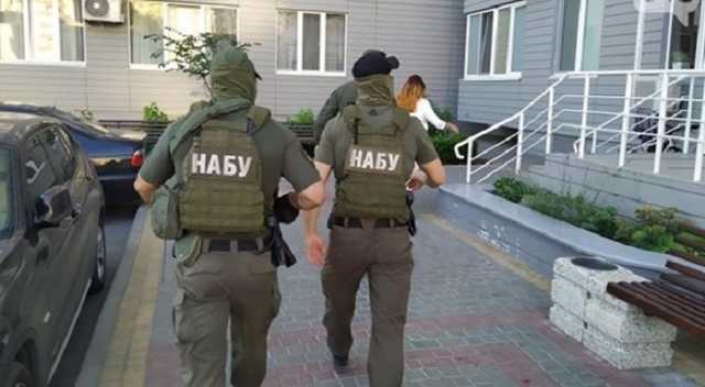 НАБУ открыло дело по выплатам ПриватБанка Суркисам