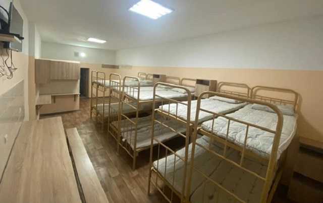 Министр юстиции показал бесплатную камеру СИЗО после ремонта