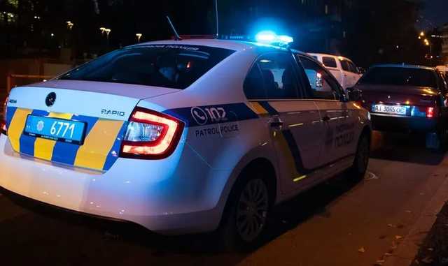 В Киеве полиция устроила ночную погоню за похитителем девушки