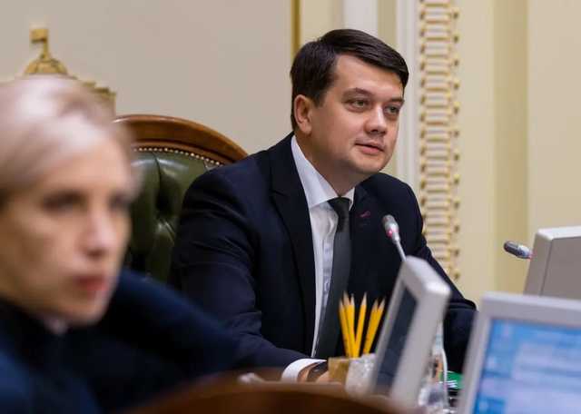 Разумков о заявлении внучки Фокина: Я пользуюсь другими механизмами подбора кадров