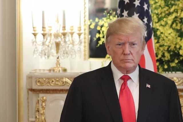 Помощник Трампа заразился коронавирусом