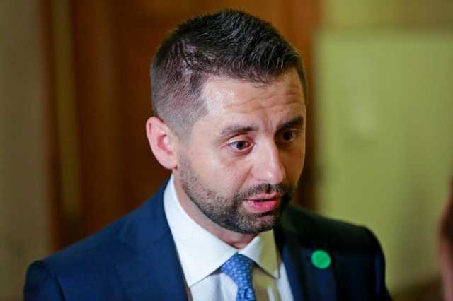 Арахамия назвал предупреждения евродепутатов о лишении Украины безвиза слухами