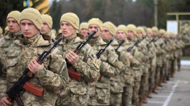 Воинская повинность вместо профессиональной армии: в Украине ужесточат правила учета военнообязанных