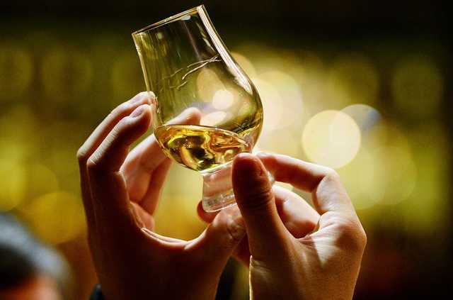 Эстония запретит ночную продажу алкоголя из-за коронавируса