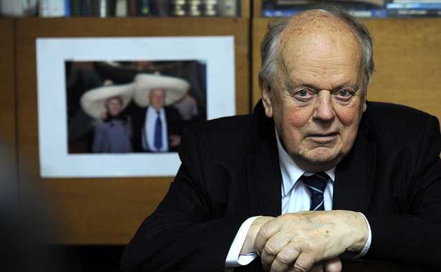 Первый глава независимой Беларуси считает, что происходит поглощение его страны Россией