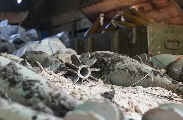 Украинцам показали, как выглядит война на Донбассе в цифрах