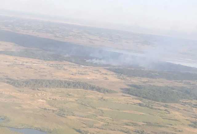 В Херсонской обл. уже второй день тушат пожар