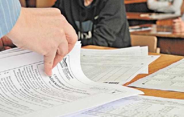 Мовний омбудсмен наполягає на збереженні комплексного ЗНО з української мови та літератури