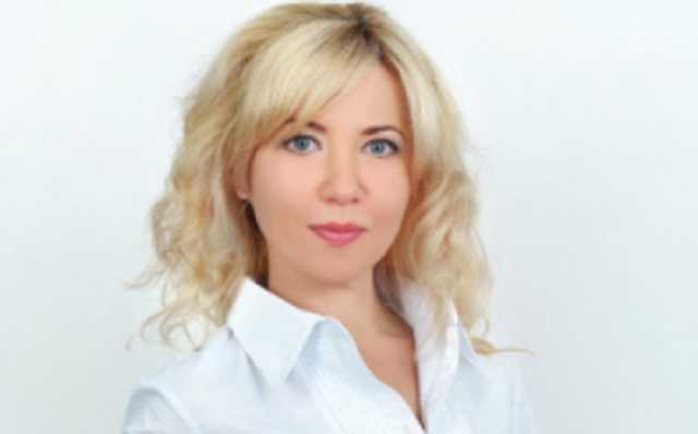 Одиозная мошенница Юлия Правик чистит сеть Интернет от следов своих афер