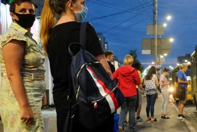 В Киеве зафиксировали скачок COVID-19: за сутки заразились почти 450 человек