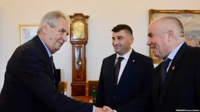 В Чехии арестовали бизнесменов, продвигавших «русинскую автономию» на Закарпатье. С ними встречался Земан