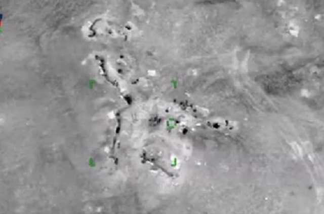 Азербайджан показал видео мощных ударов с воздуха по армянским войскам