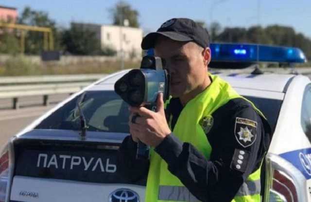 Водителей обязали предъявлять электронный полис инспектору