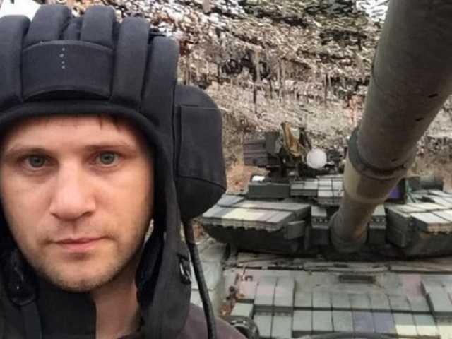 Боец ВСУ, который несколько лет провел в плену боевиков, вернулся на фронт