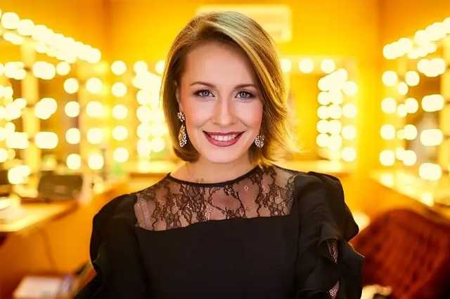 Беременность или мэрские амбиции? «Квартальщица» Елена Кравец не на шутку заинтриговала Сеть