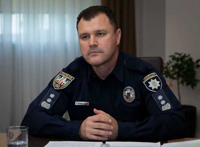 Голова Нацполіції за легалізацію проституції, але проти наркотиків і зброї