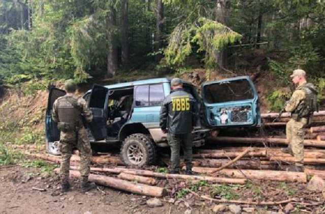 На границе с Румынией обстреляли контрабандистов сигарет