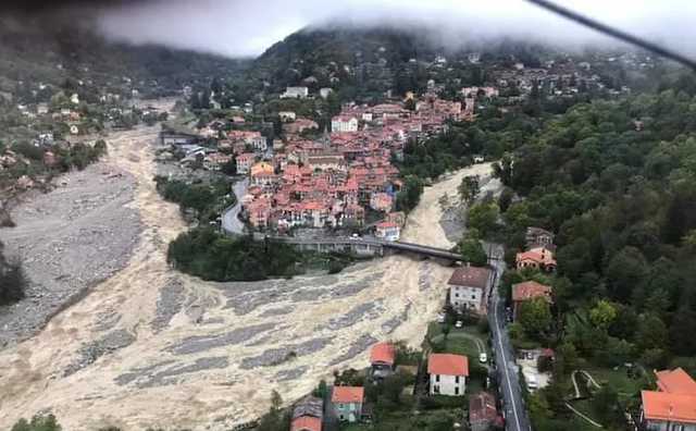 Европу накрыл мощный шторм: есть жертвы, десятки человек пропали без вести