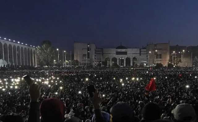 В Кыргызстане сообщили о первой жертве протестов и почти 600 пострадавших