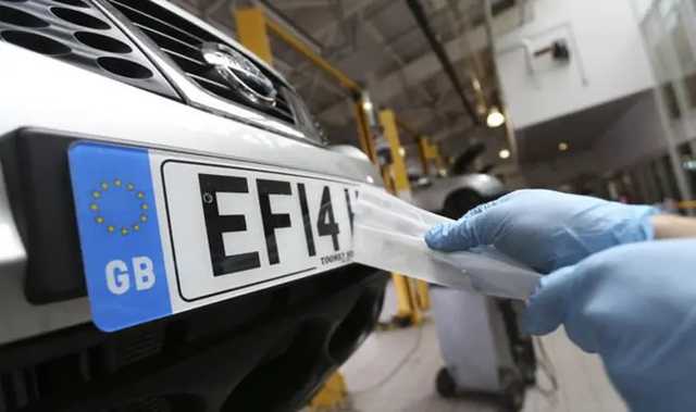 Раде предложили отменить налоги за растаможку авто, но есть условия