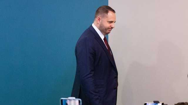 Стало известно, каких украинцев Офис президента хочет вытащить из плена "Л/ДНР"