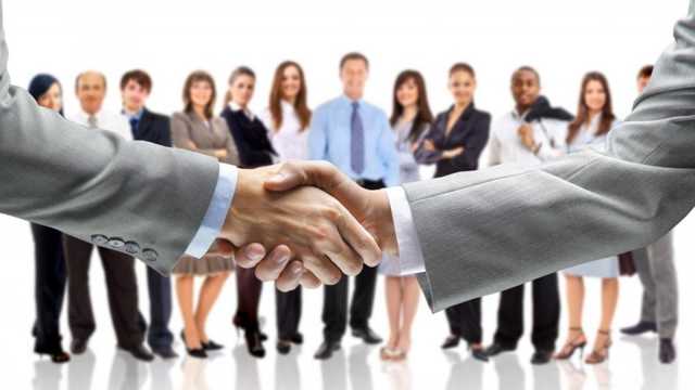 Украинцам рассказали о новой схеме обмана среди "работодателей"