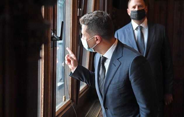 Глава МИ-6 предупредил Зеленского о том, что в его окружении есть “крот”