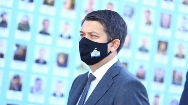 Закон о референдуме Рада может принять почти сразу после опроса Зеленского