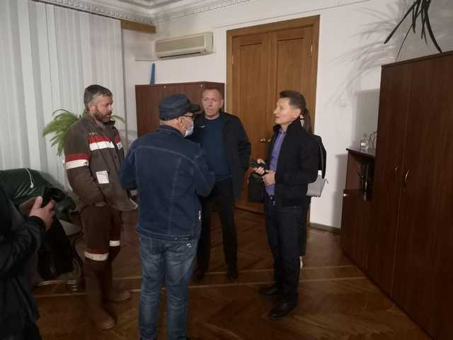 43 доби під землею: криворізькі гірники завершили забастовку і піднялися на поверхню