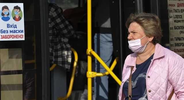 Степанов обратился к украинцам из групп риска заражения COVID-19