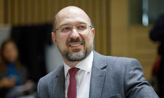 Украинцам показали зарплаты Шмыгаля, Авакова, Кулебы за сентябрь