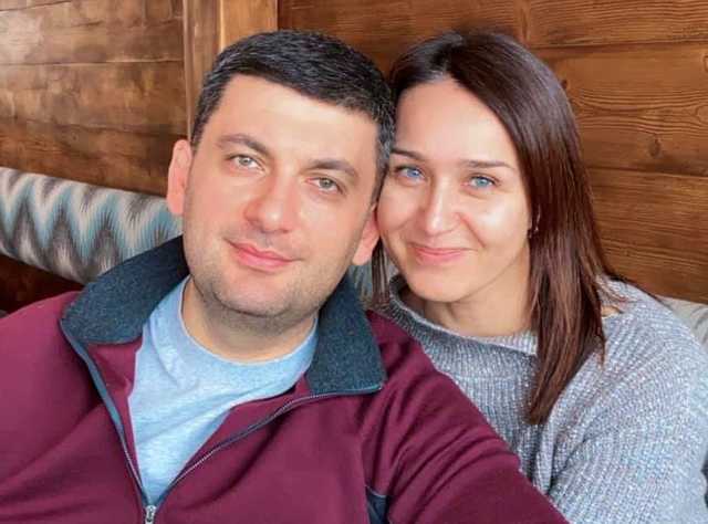 Жена и сын Гройсмана заразились коронавирусом