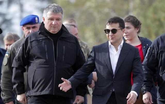 "Слуга" розповів, за яких умов Авакова можуть відправити у відставку