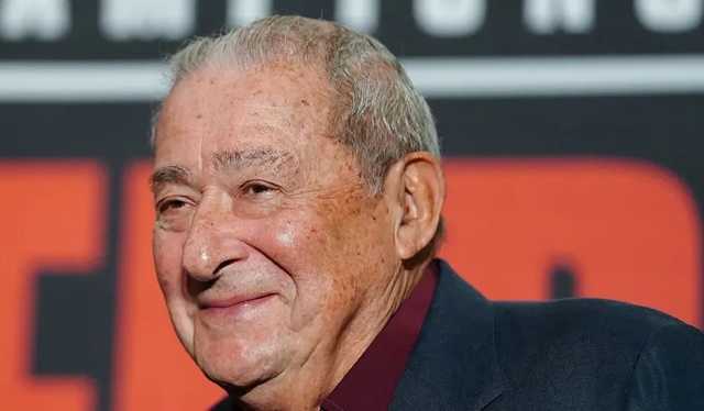 Промоутер Ломаченко выступил против судьи боя украинца с Лопесом