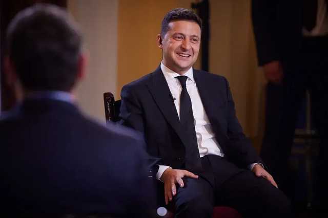 Зеленский: Я не думал, что менять страну так сложно