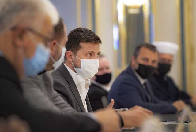 Зеленский предсказал введение жесткого карантина в первой половине ноября